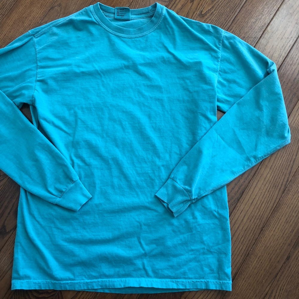 * LAST CHANCE SALE * DELETING SOON -  Comfort Colors - M - T-shirt